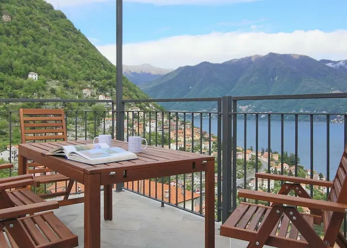 Lägenhet La Terrazza Di Casarico